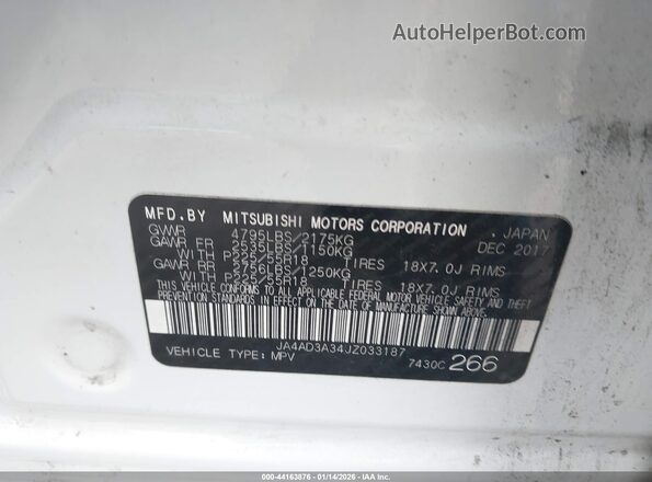JA4AD3A34JZ033187 2018 MITSUBISHI OUTLANDER White Widok komory silnika