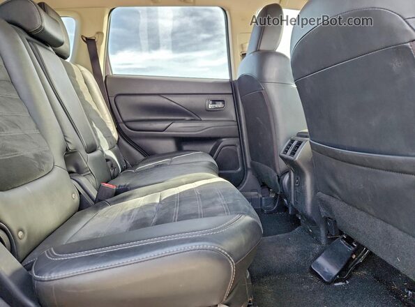 JA4AD3A3XKZ010224 2019 MITSUBISHI OUTLANDER Серый Вид задней части салона