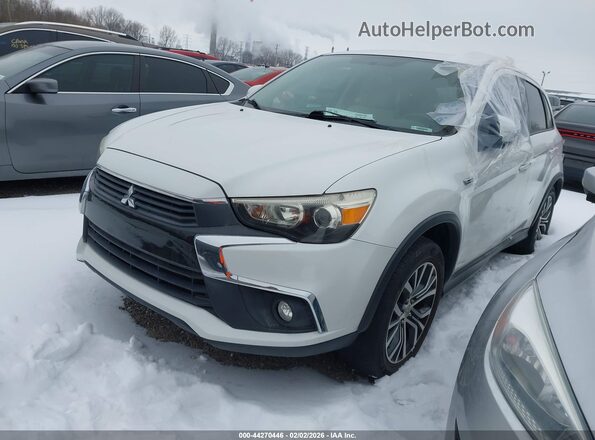 JA4AP3AW2HZ044622 2017 MITSUBISHI OUTLANDER SPORT White Przód lewy