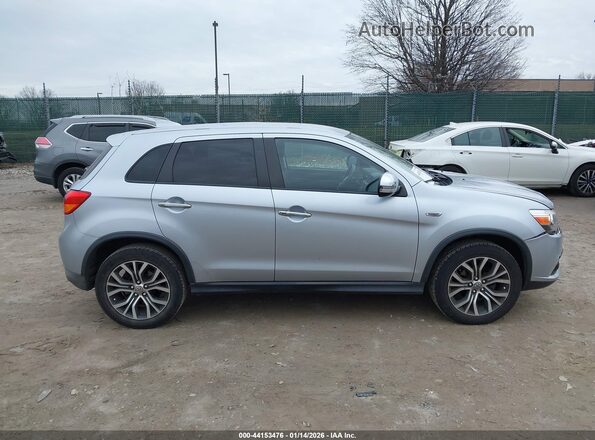 JA4AP3AW3HZ048243 2017 MITSUBISHI OUTLANDER SPORT Серебряный Вид задней части салона