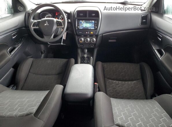 JA4ARUAUXMU033132 2021 MITSUBISHI OUTLANDER Черный Вид панели приборов