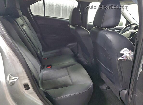 JA4ATWAA7PZ001393 2023 MITSUBISHI ECLIPSE Серебряный Вид задних сидений