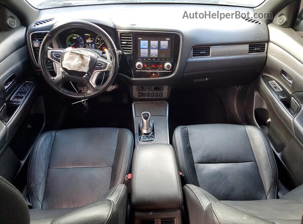 JA4J2VA71NZ066965 2022 MITSUBISHI OUTLANDER Серебряный Вид панели приборов