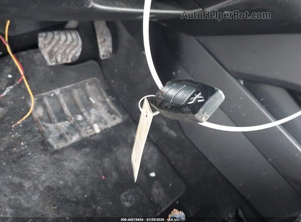 JA4J3TA86PZ016091 2023 MITSUBISHI OUTLANDER Белый Вид панели приборов