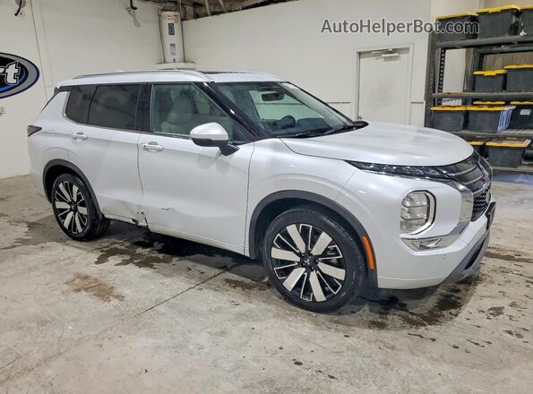 JA4J3WA84SZ021753 2025 MITSUBISHI OUTLANDER Белый Передняя правая четверть