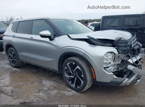 JA4J4UA83PZ024555 2023 MITSUBISHI OUTLANDER Серебряный Передняя правая четверть