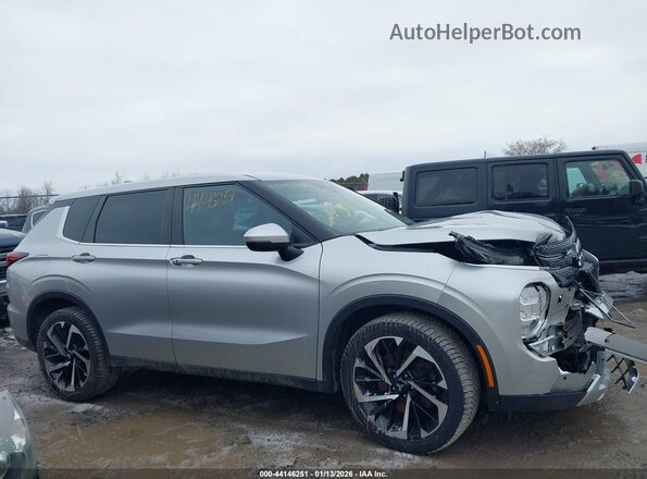 JA4J4UA83PZ024555 2023 MITSUBISHI OUTLANDER Серебряный Вид задней части салона
