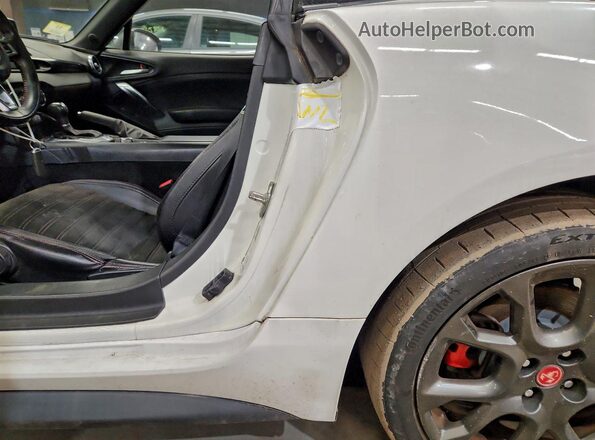 JC1NFAEK0H0113623 2017 FIAT 124 White Widok komory silnika