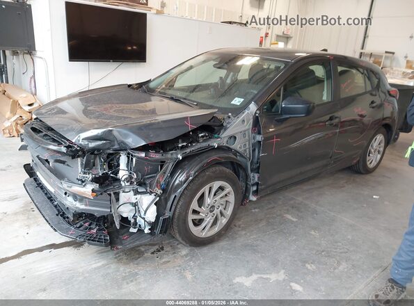 JF1GUABCXS8319075 2025 SUBARU IMPREZA Gray Vista tres cuartos delantera izquierda