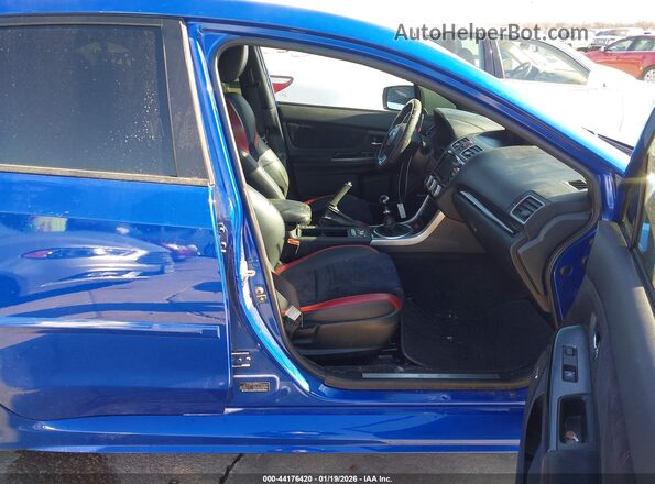 JF1VA2V66H9812539 2017 SUBARU WRX STI Синий Вид салона спереди