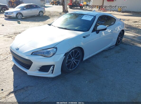 JF1ZCAB17K9601534 2019 SUBARU BRZ Белый Передняя левая четверть