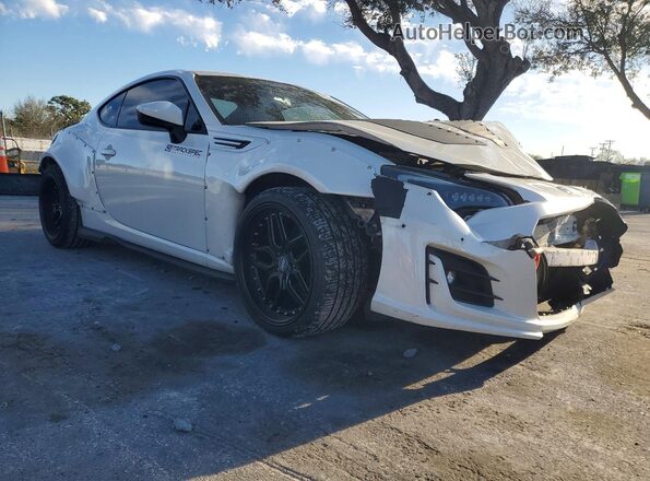 JF1ZCAC13J8601534 2018 SUBARU BRZ Белый Передняя правая четверть