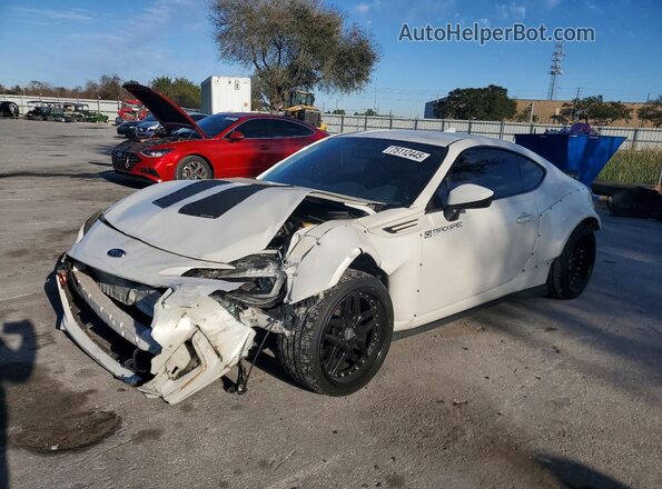 JF1ZCAC13J8601534 2018 SUBARU BRZ Белый Передняя левая четверть