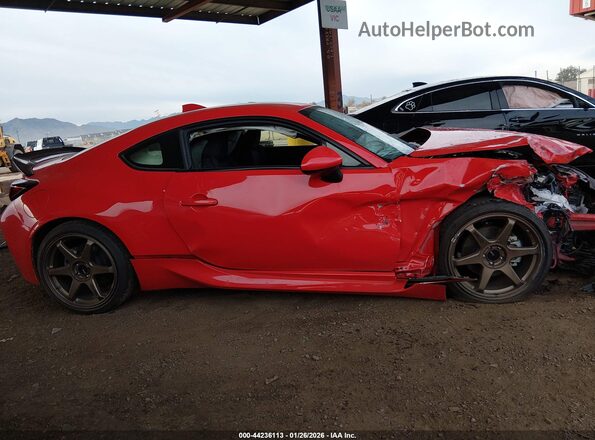JF1ZDBB19R9702815 2024 SUBARU BRZ Red უკანა სალონის ხედი