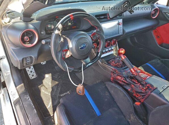 JF1ZDBS11S9701101 2025 SUBARU BRZ Белый Вид панели приборов