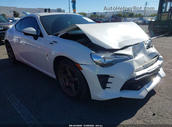 JF1ZNAA14L8753709 2020 TOYOTA 86 White Przód prawy