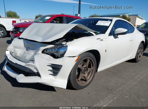 JF1ZNAA14L8753709 2020 TOYOTA 86 White Przód lewy