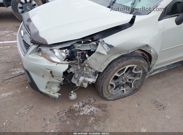 JF2GPABC5H8220109 2017 SUBARU CROSSTREK Кремовый Вид спереди