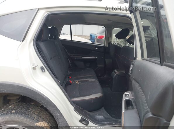 JF2GPABC5H8220109 2017 SUBARU CROSSTREK Кремовый Вид наклейки с VIN-кодом