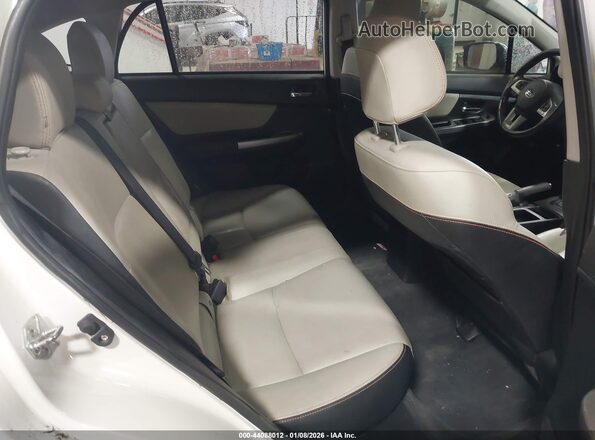 JF2GPBLC1GH204167 2016 SUBARU CROSSTREK HYBRID White Widok naklejki z numerem VIN