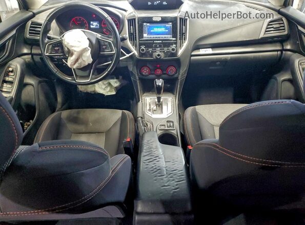 JF2GTABC7JH264369 2018 SUBARU CROSSTREK Синий Вид панели приборов