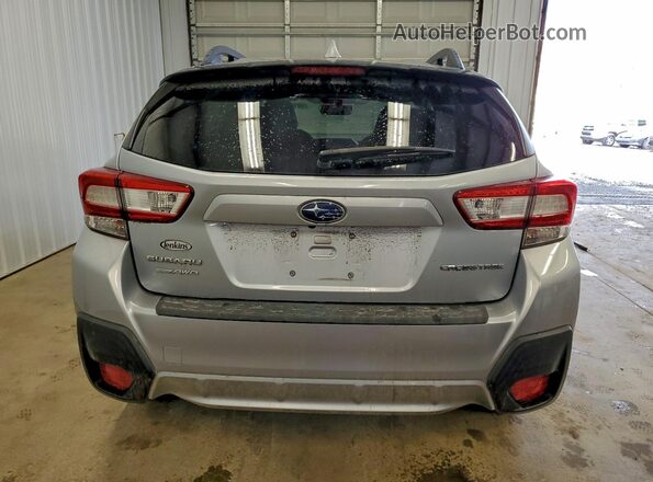JF2GTABC7JH336980 2018 SUBARU CROSSTREK Серебряный Вид сзади
