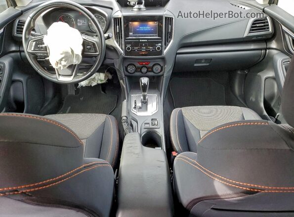 JF2GTACC2J8321818 2018 SUBARU CROSSTREK Красный Вид панели приборов