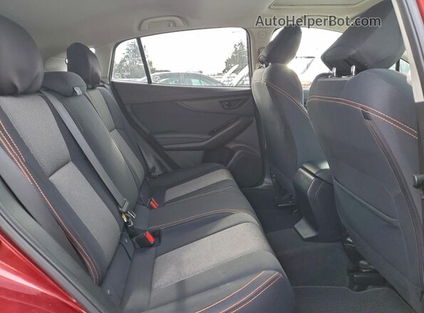 JF2GTACC2J8321818 2018 SUBARU CROSSTREK Красный Вид задней части салона