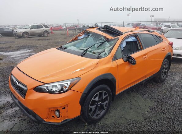 JF2GTADCXJ8331219 2018 SUBARU CROSSTREK Оранжевый Вид спереди