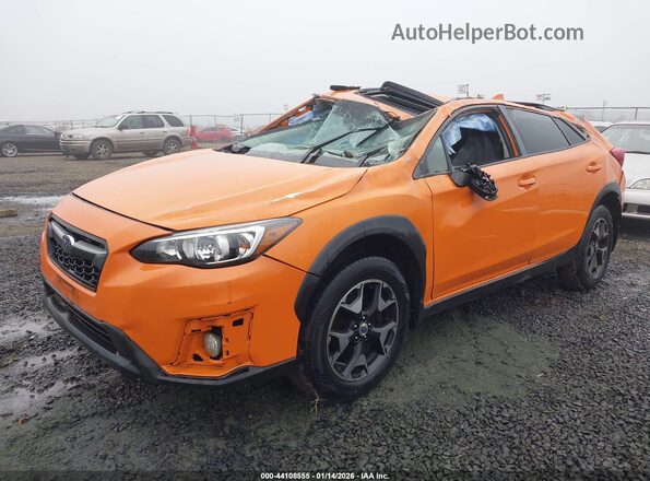 JF2GTADCXJ8331219 2018 SUBARU CROSSTREK Оранжевый Передняя левая четверть
