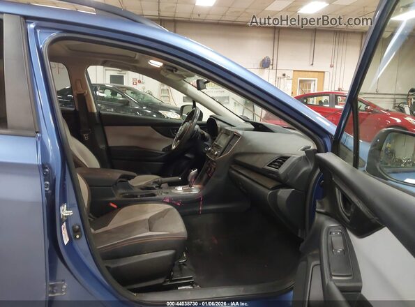 JF2GTAEC5KH294239 2019 SUBARU CROSSTREK Синий Вид салона спереди