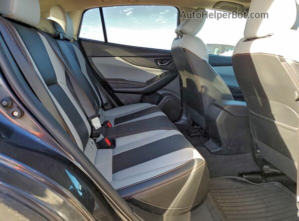 JF2GTAMC7JH327046 2018 SUBARU CROSSTREK Угольный Вид задних сидений