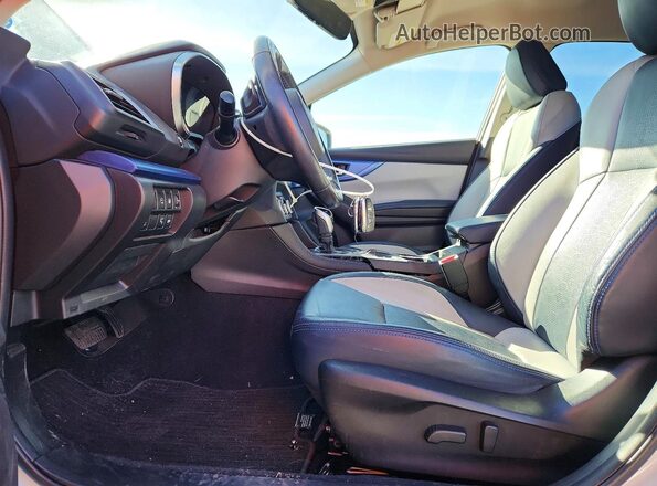JF2GTDEC2PH270103 2023 SUBARU CROSSTREK White Widok wnętrza z przodu