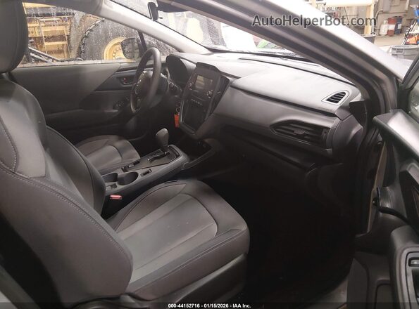 JF2GUABC7R8299762 2024 SUBARU CROSSTREK Silver Vista interior delantera