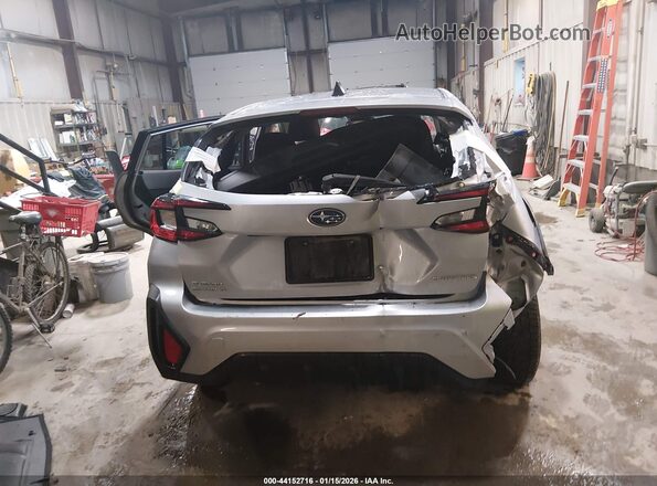 JF2GUABC7R8299762 2024 SUBARU CROSSTREK Silver 