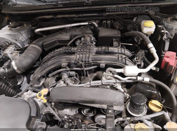 JF2GUABC7R8299762 2024 SUBARU CROSSTREK Silver Vista trasera