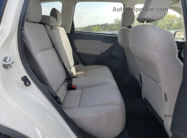 JF2SJAFC0GH554312 2016 SUBARU FORESTER Бежевый Вид задней части салона