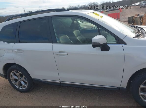 JF2SJATC5HH557129 2017 SUBARU FORESTER 2.5I TO Белый Вид задней части салона