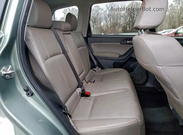 JF2SJAVC3GH417625 2016 SUBARU FORESTER 2.5I TO Зеленый Вид задней части салона