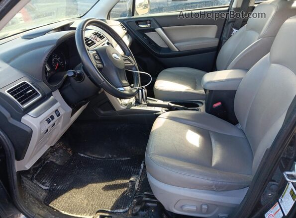JF2SJAVC7GH549884 2016 SUBARU FORESTER 2.5I TO Черный Вид салона спереди