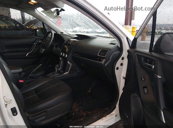 JF2SJAWC0JH478811 2018 SUBARU FORESTER 2.5I TO White Widok wnętrza z przodu