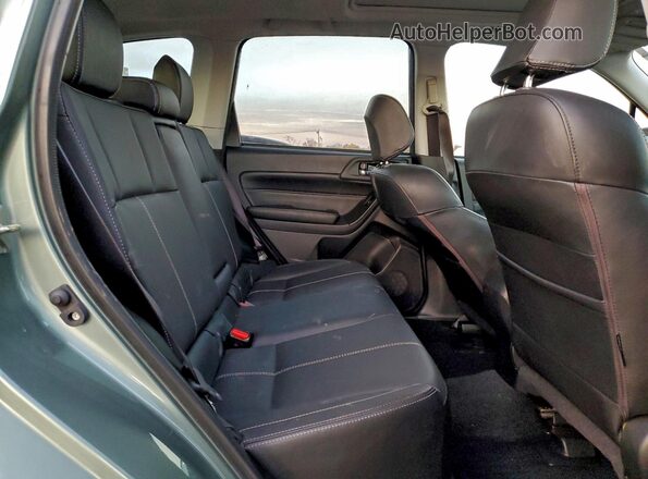 JF2SJAWC0JH490263 2018 SUBARU FORESTER 2.5I TO Зеленый Вид задней части салона