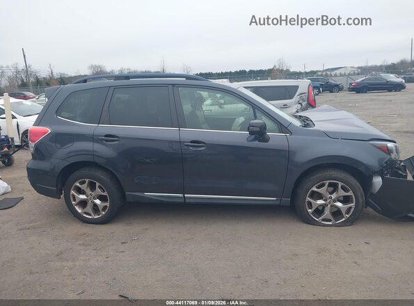 JF2SJAWC7HH555376 2017 SUBARU FORESTER 2.5I TO Серый Вид задней части салона