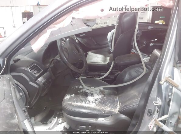 JF2SJAXC0GH413321 2016 SUBARU FORESTER 2.5I TO Серебряный Вид салона спереди