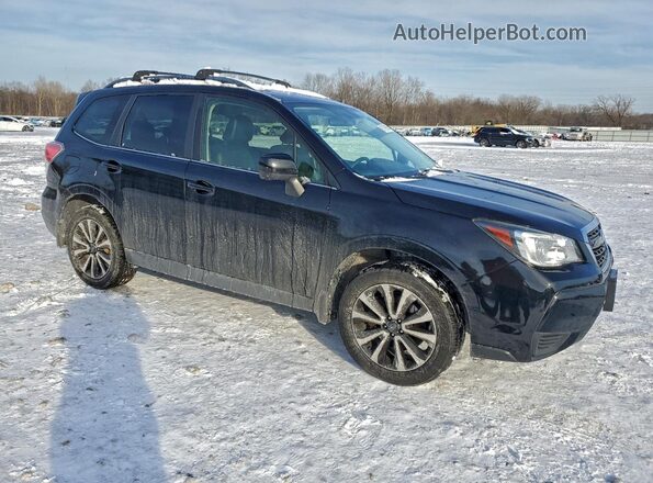 JF2SJGEC6HH418210 2017 SUBARU FORESTER2. Black Delantero derecho
