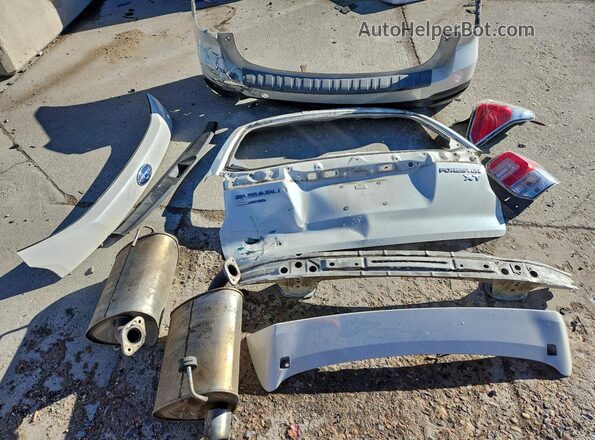 JF2SJGTC4HH501718 2017 SUBARU FORESTER2. White Vista de la etiqueta del VIN
