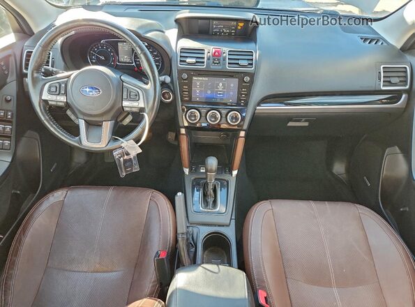 JF2SJGTC4HH501718 2017 SUBARU FORESTER2. White Vista del salpicadero