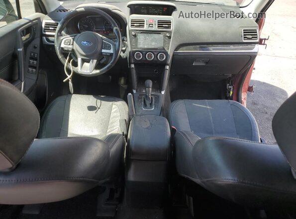 JF2SJGTC6HH411955 2017 SUBARU FORESTER2. Red Vista del salpicadero