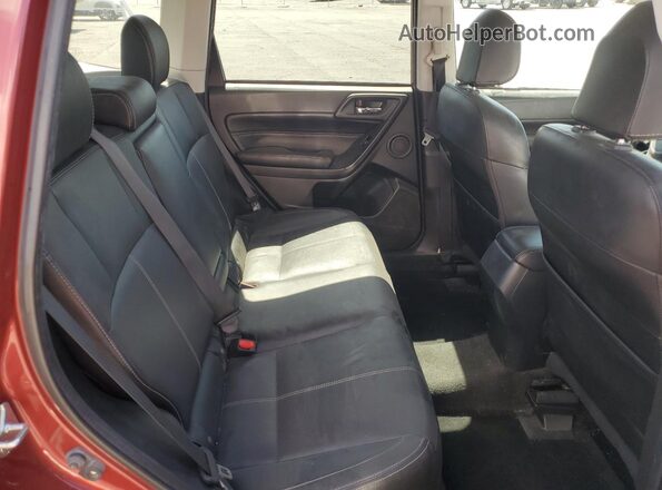 JF2SJGTC6HH411955 2017 SUBARU FORESTER2. Red Vista interior trasera