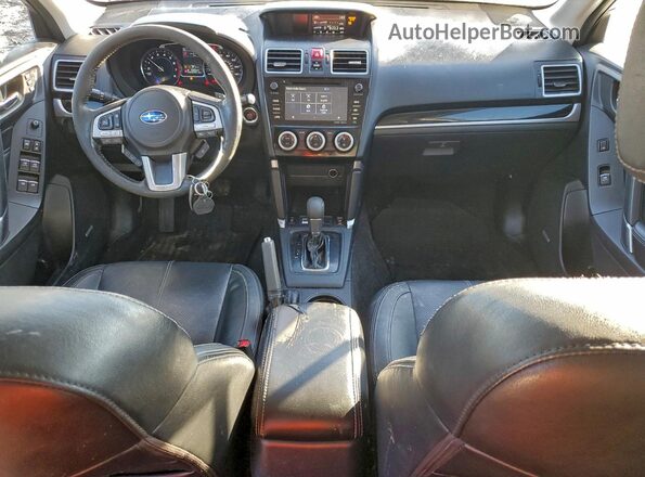JF2SJGTC8HH420656 2017 SUBARU FORESTER2. Синий Вид панели приборов